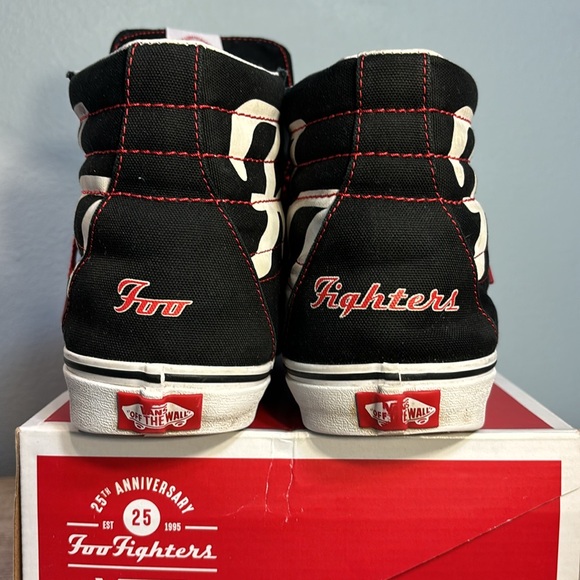 Vans 25th Anniversary Foo Fighters high tops - Picture 4 of 6